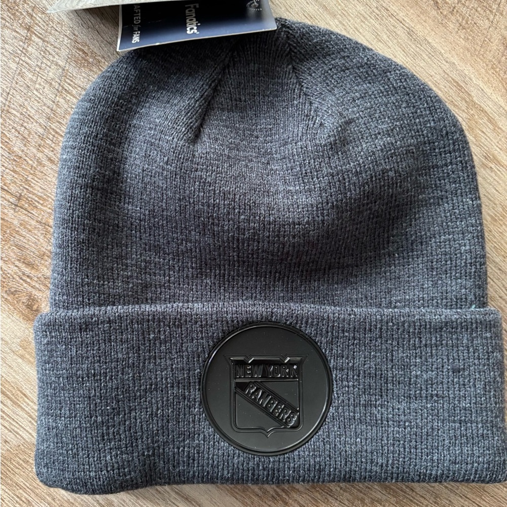 New York Rangers Fanatics Tonal Cuffed Knit Hat – Black